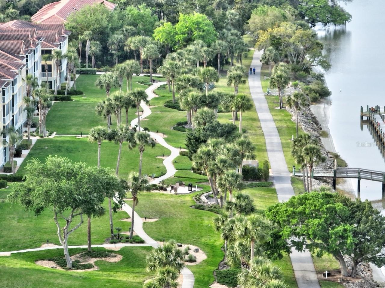 Image 51 of 52 For 100 Canopy Walk Lane 133