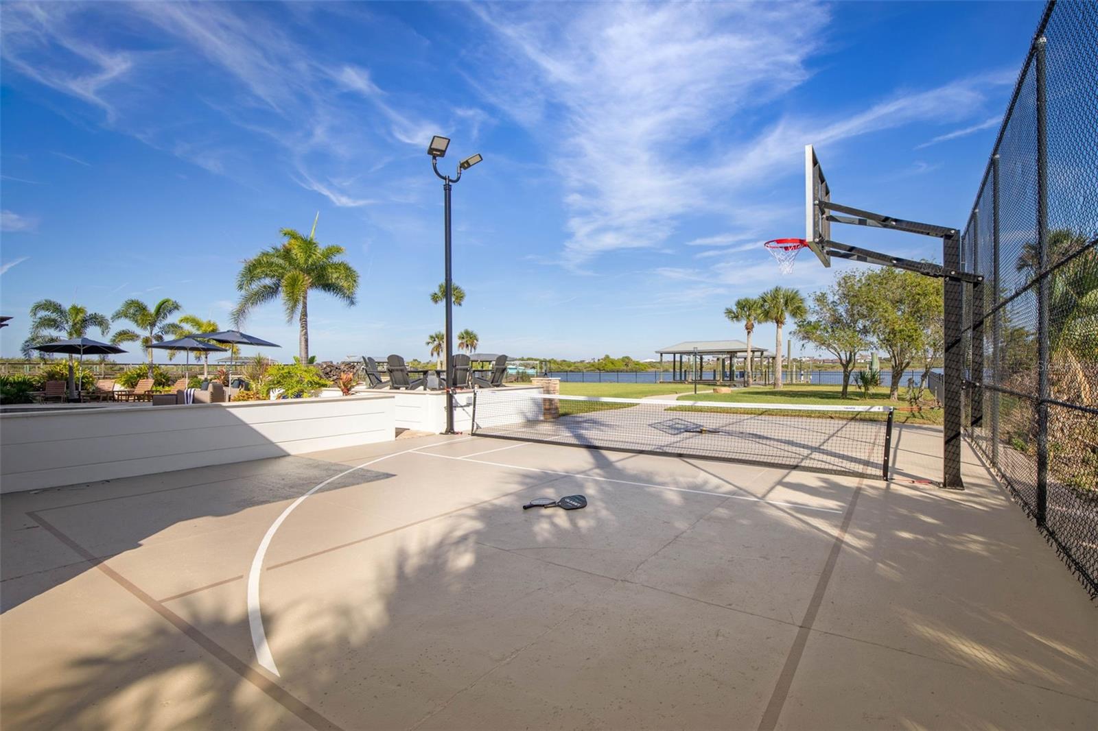 Image 12 of 99 For 1640 Lambert Avenue