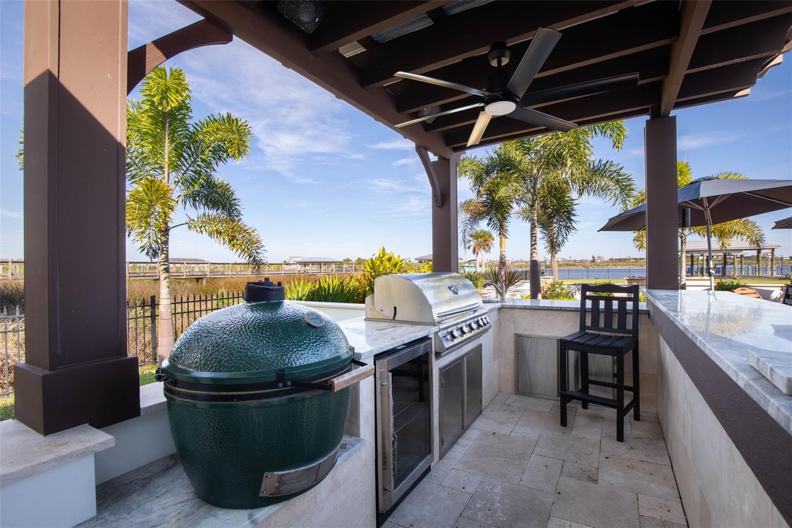 Image 15 of 99 For 1640 Lambert Avenue