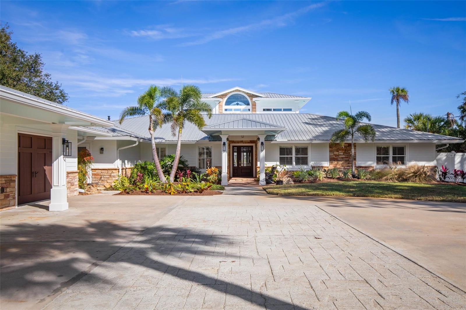 Image 17 of 99 For 1640 Lambert Avenue