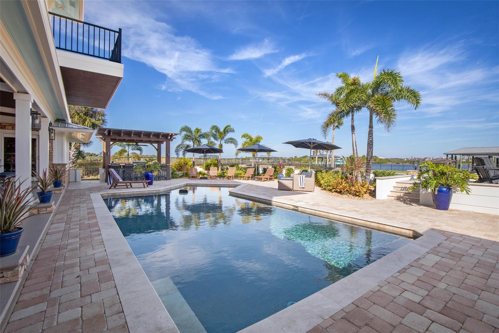 Image 36 of 99 For 1640 Lambert Avenue