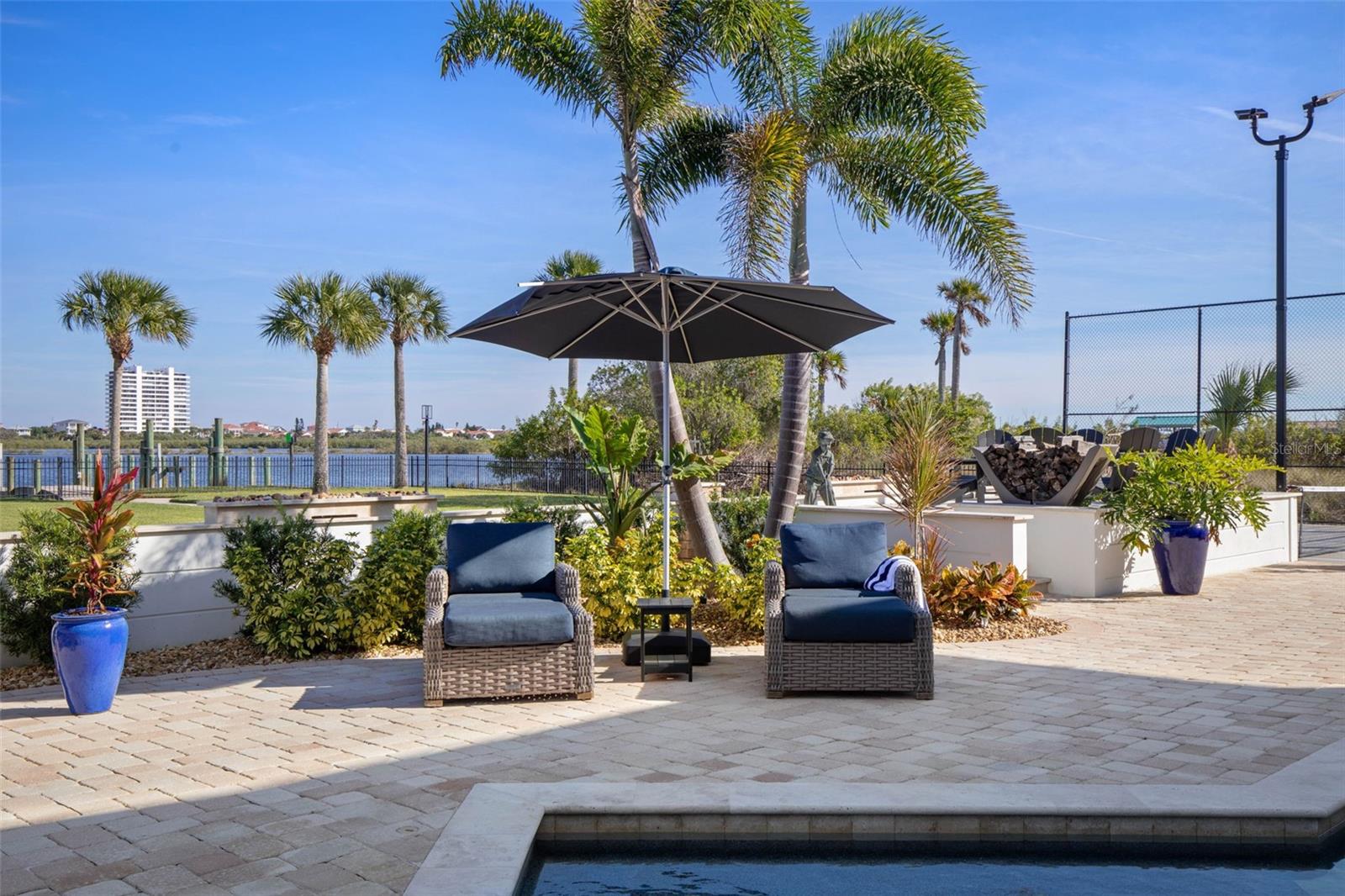 Image 40 of 99 For 1640 Lambert Avenue