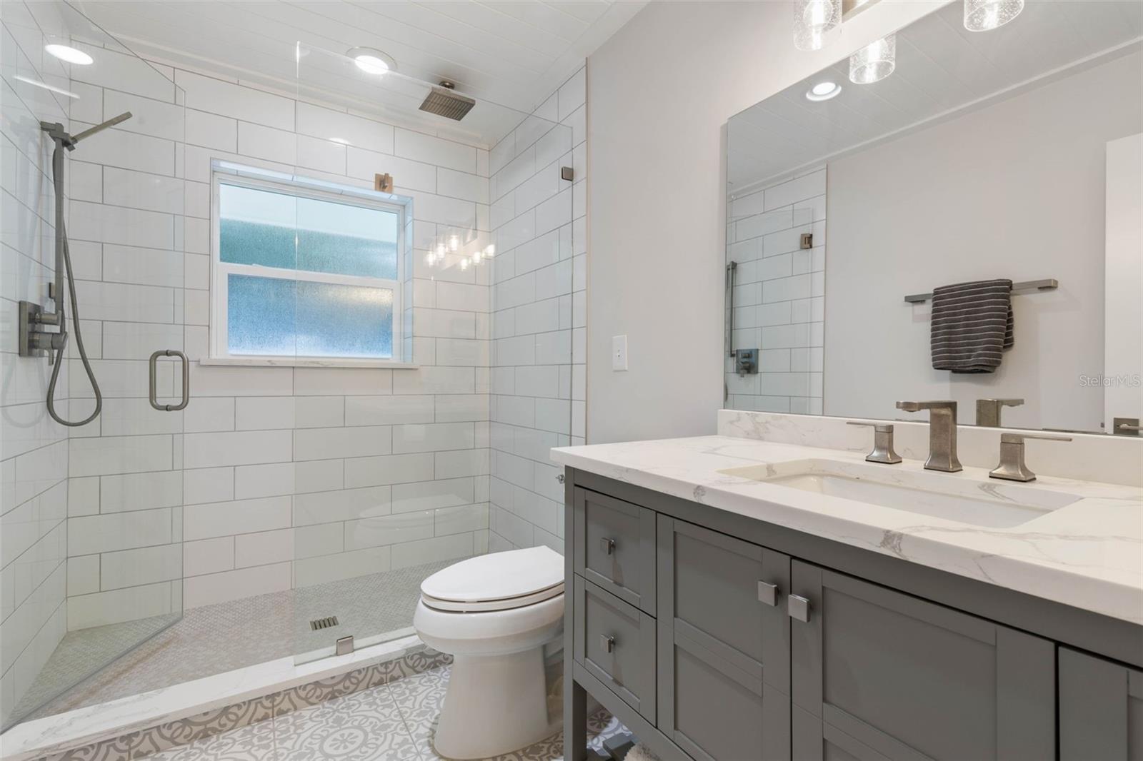 Image 65 of 99 For 1640 Lambert Avenue