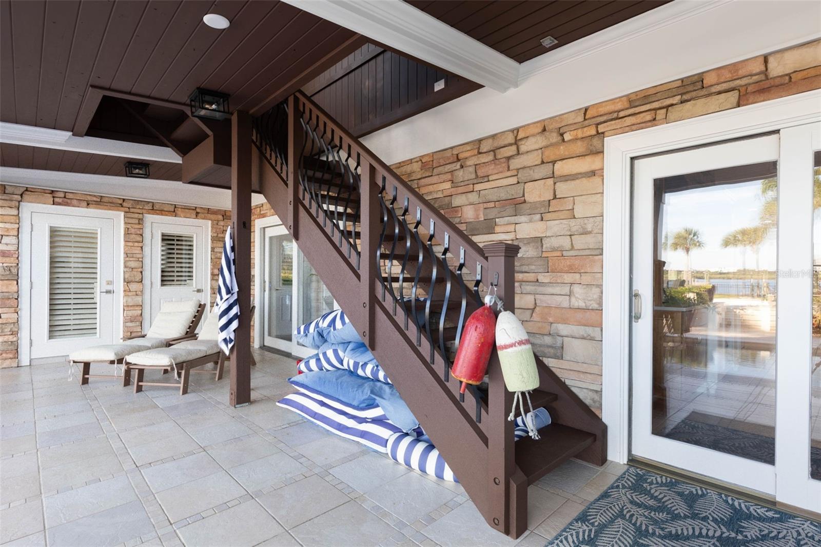 Image 76 of 99 For 1640 Lambert Avenue