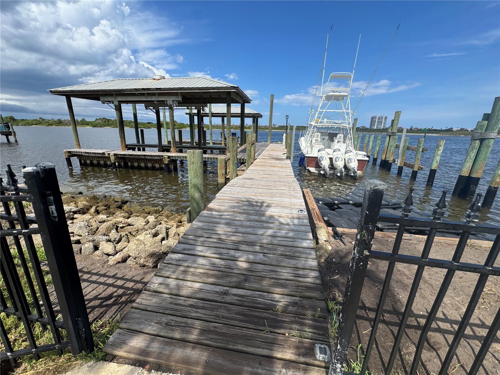 Image 89 of 99 For 1640 Lambert Avenue