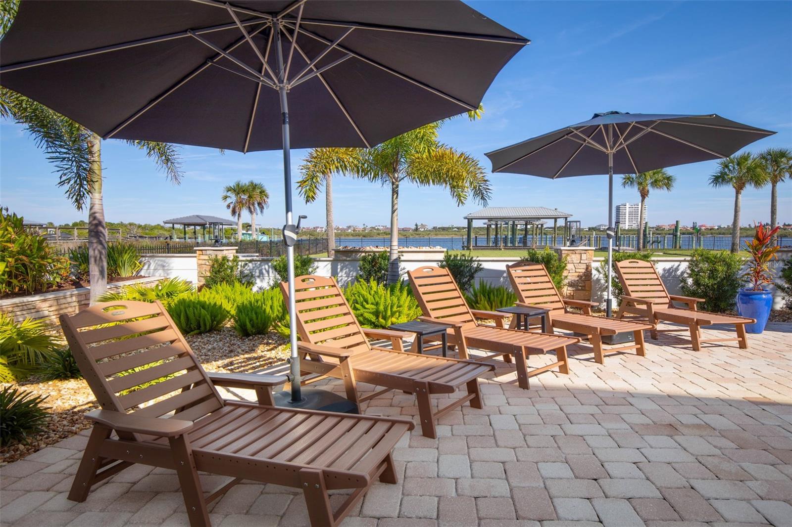 Image 9 of 99 For 1640 Lambert Avenue