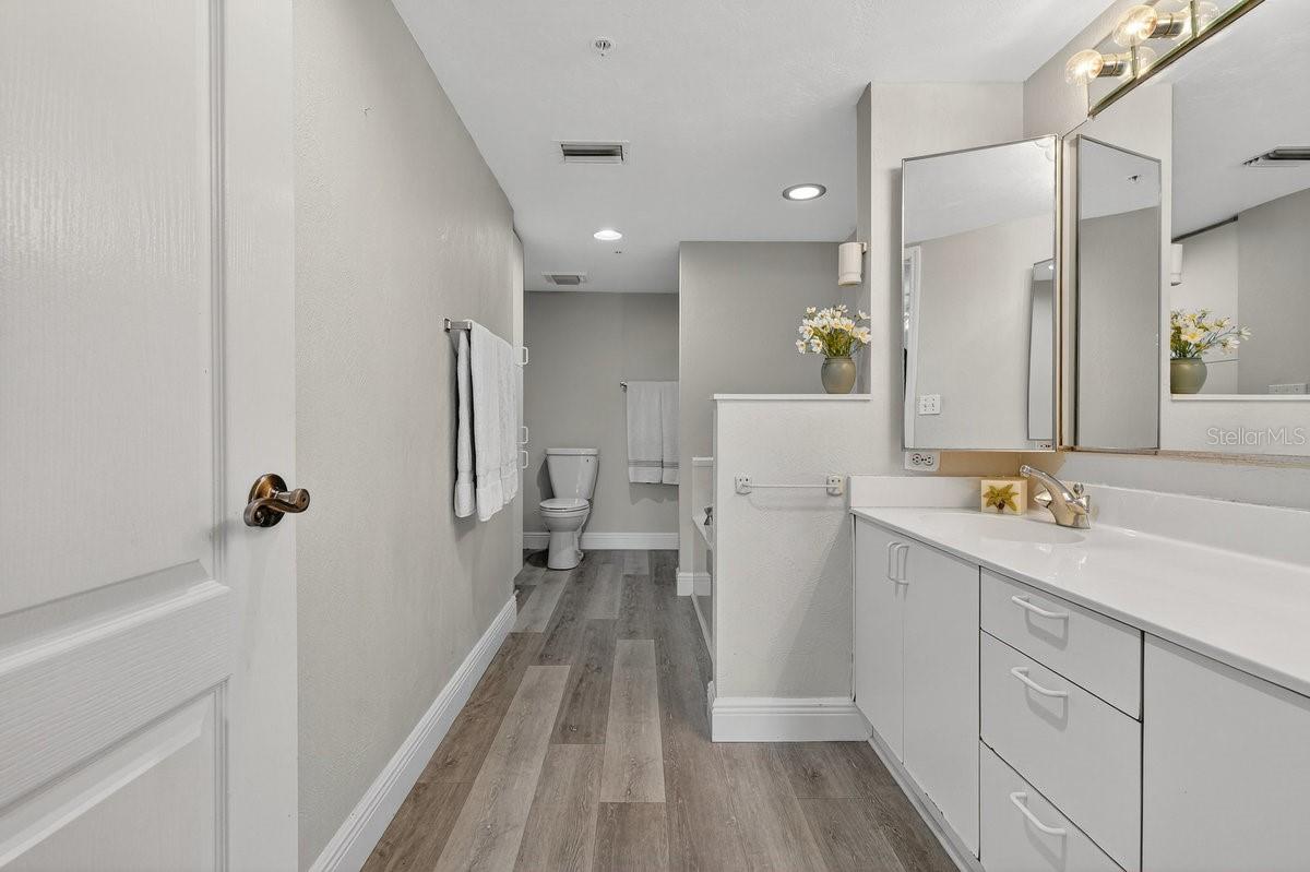 Image 23 of 53 For 3 Oceans West Boulevard 2c3