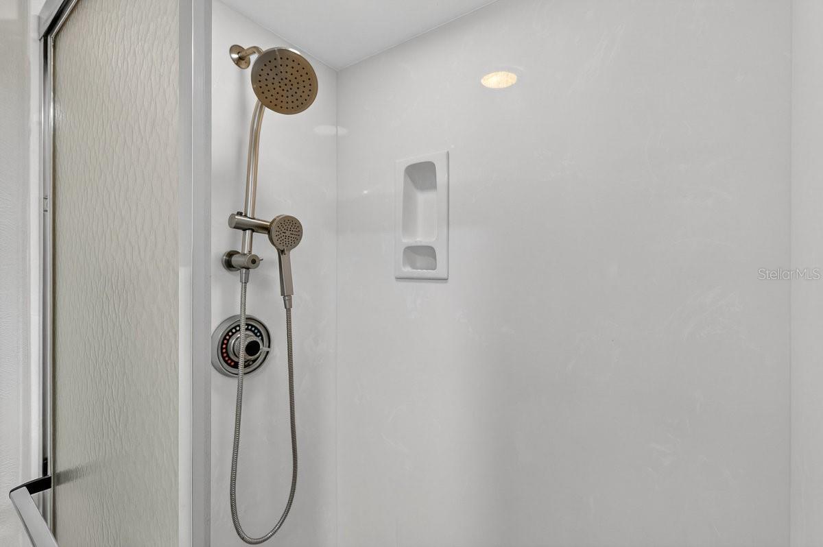 Image 27 of 53 For 3 Oceans West Boulevard 2c3