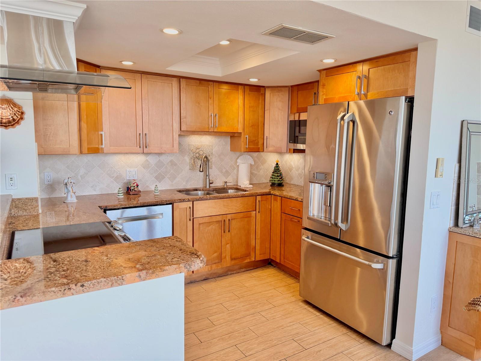 Image 11 of 46 For 3580 Ocean Shore Boulevard 502