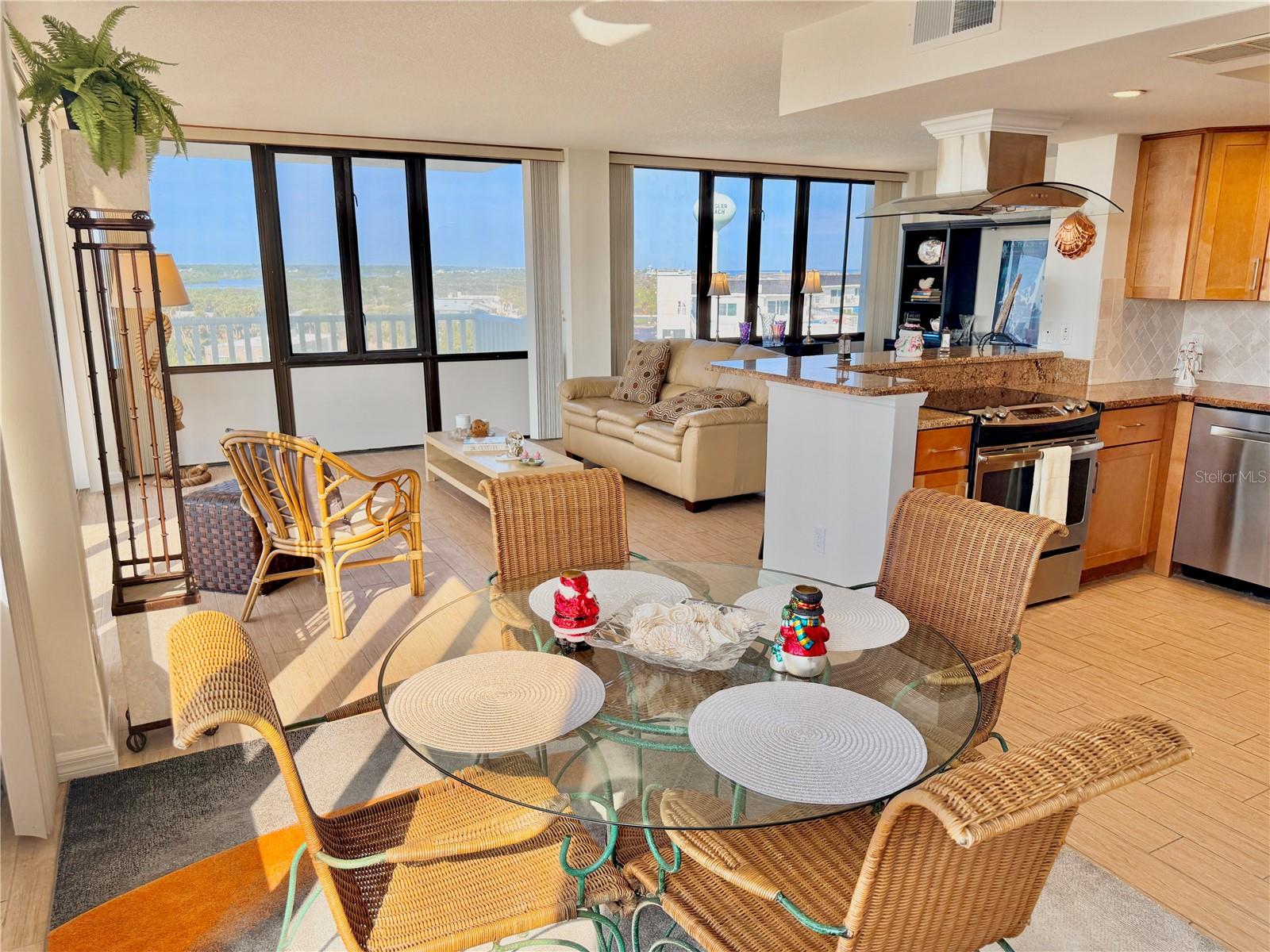 Image 13 of 46 For 3580 Ocean Shore Boulevard 502