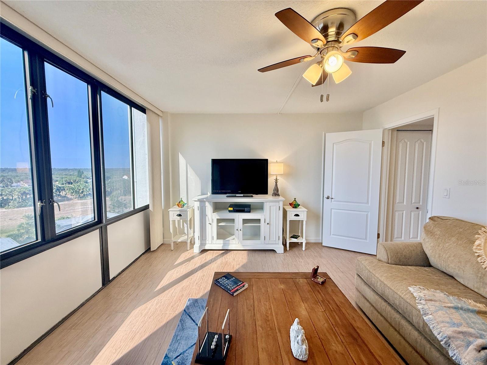 Image 30 of 46 For 3580 Ocean Shore Boulevard 502