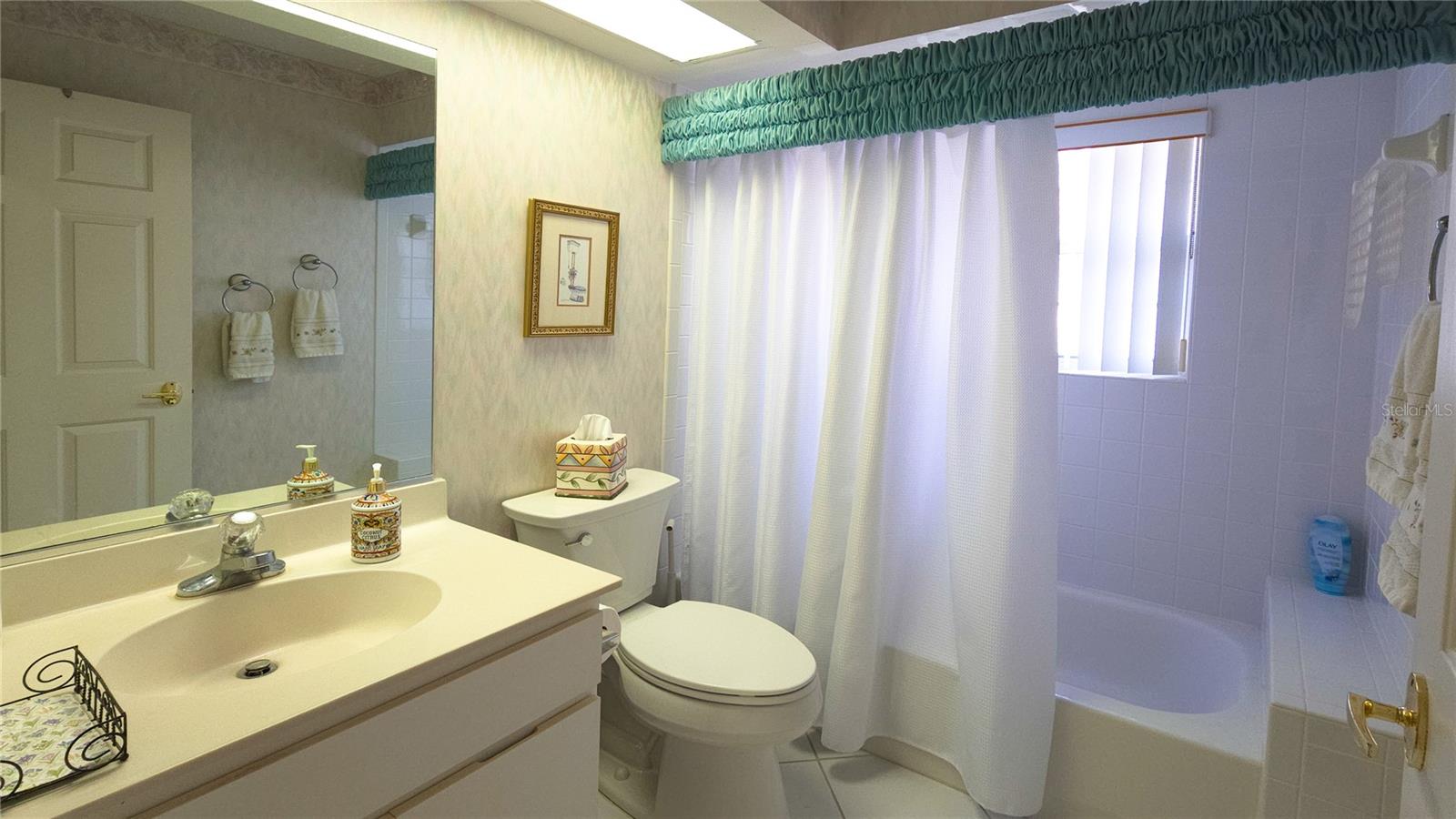 Image 18 of 24 For 19 San Rafael Court