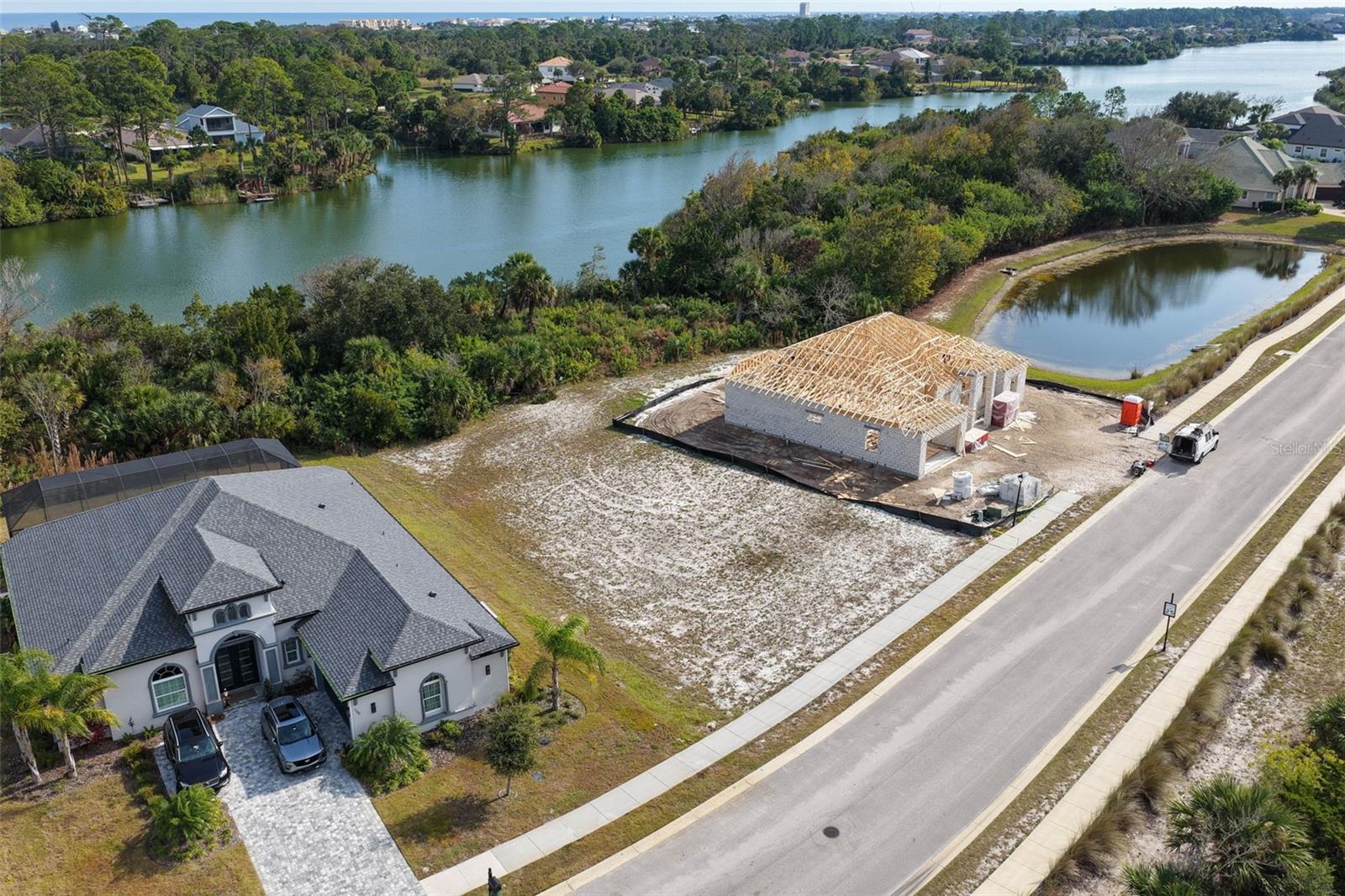 Image 8 of 31 For 128 Lakewalk Drive