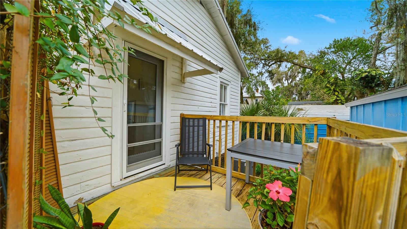 Image 38 of 48 For 15 Davis Street