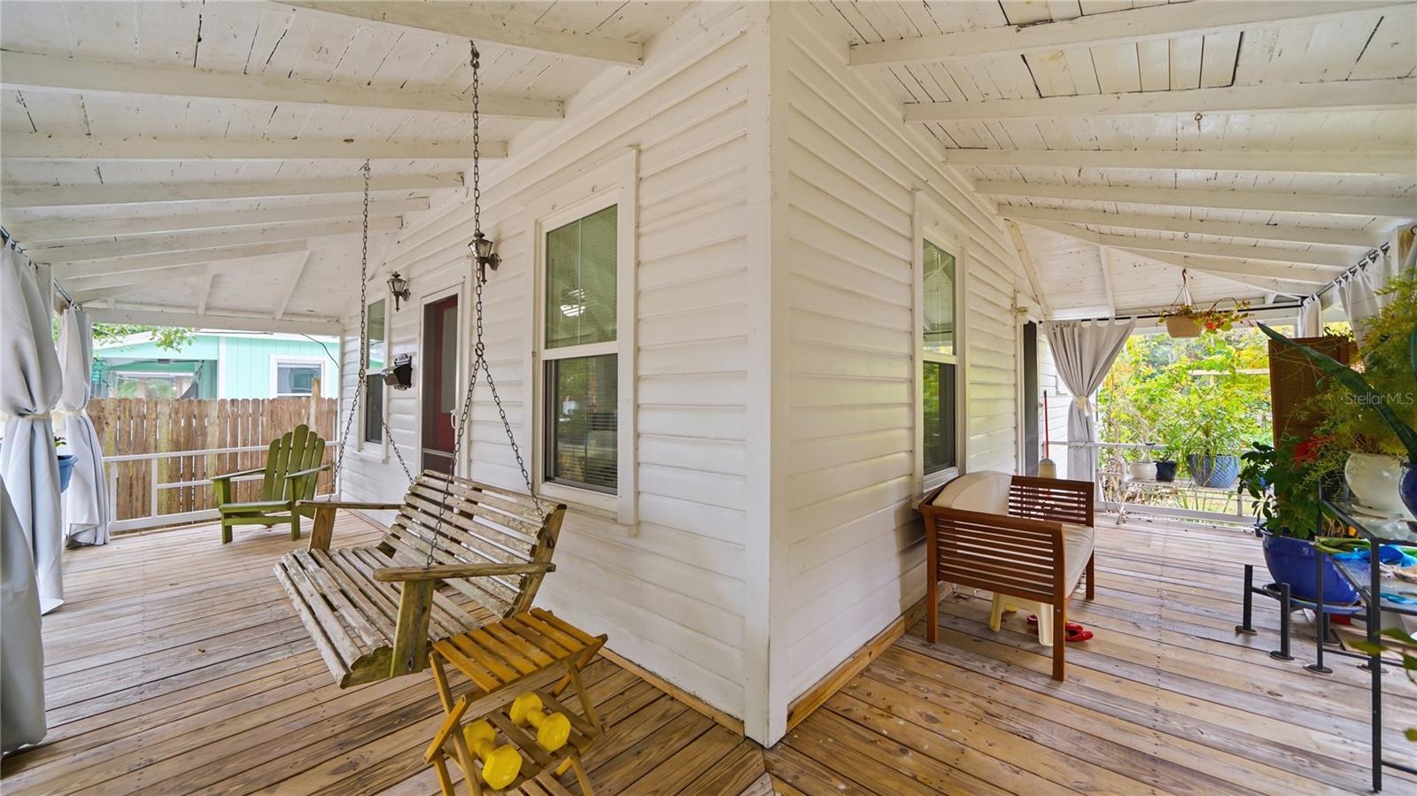 Image 7 of 48 For 15 Davis Street