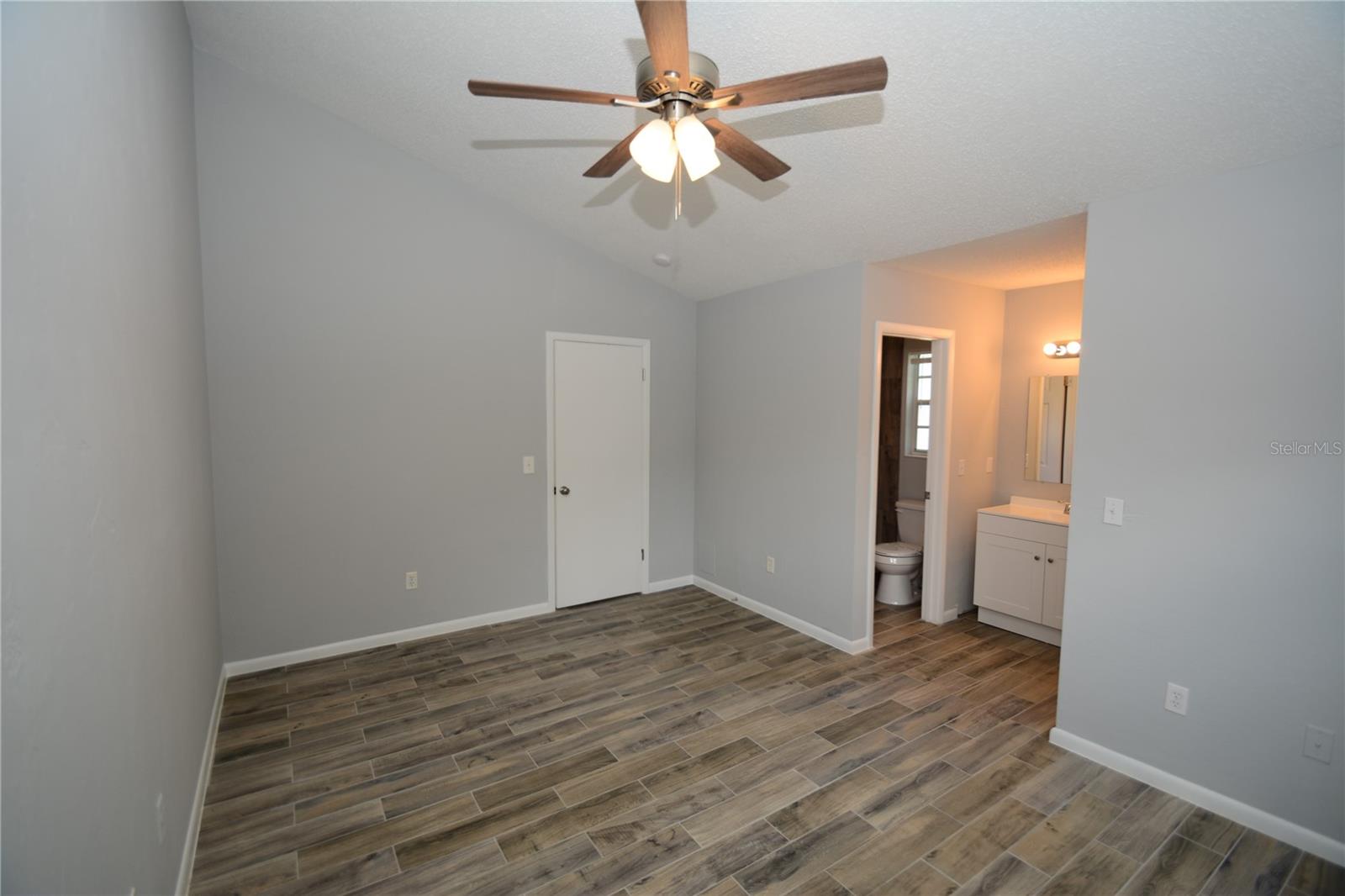 Image 23 of 28 For 107 Brunswick Lane B