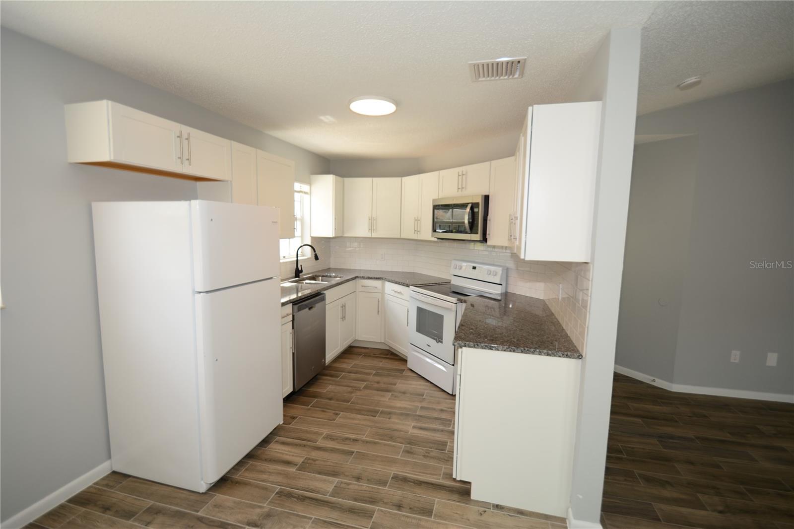 Image 8 of 28 For 107 Brunswick Lane B