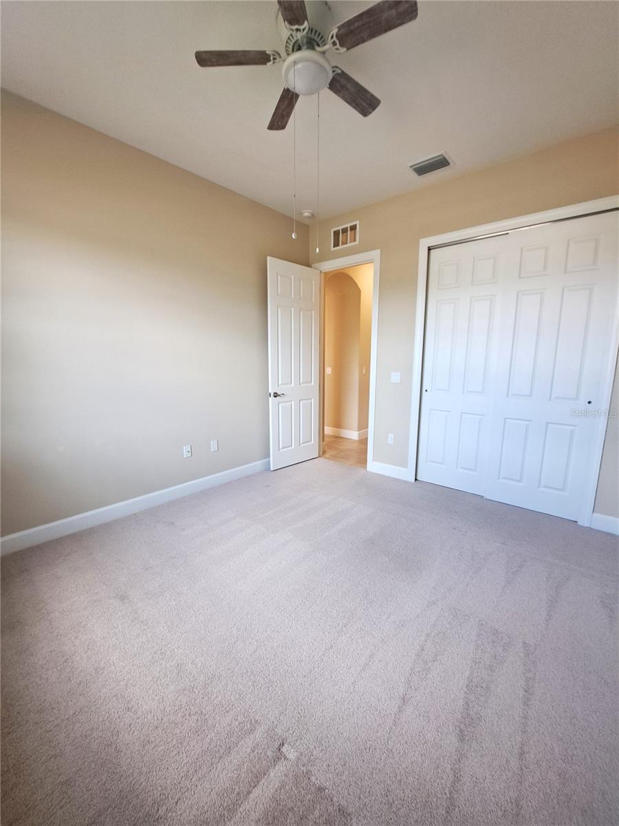 Image 12 of 32 For 6 Parkview Circle