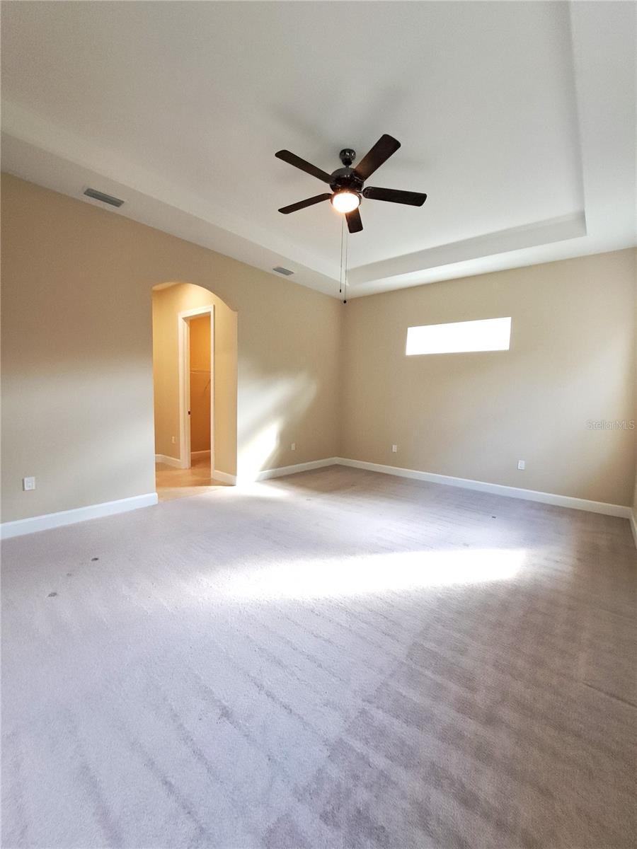 Image 21 of 32 For 6 Parkview Circle