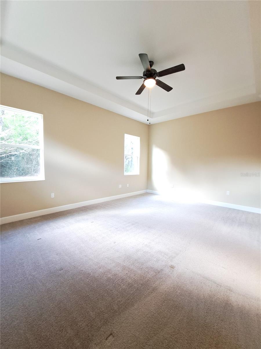 Image 22 of 32 For 6 Parkview Circle