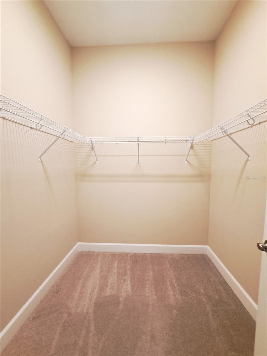 Image 29 of 32 For 6 Parkview Circle