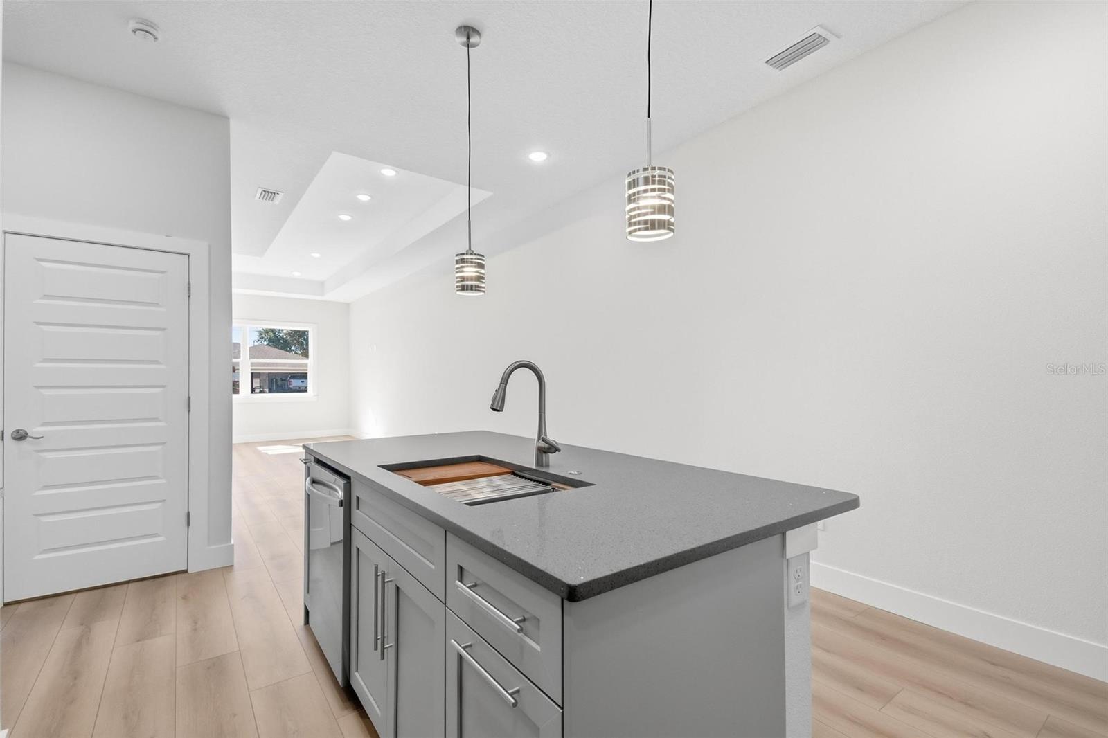 Image 15 of 37 For 59 Louisiana Drive B