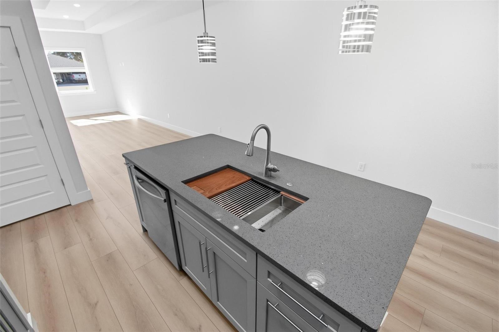 Image 17 of 37 For 59 Louisiana Drive B