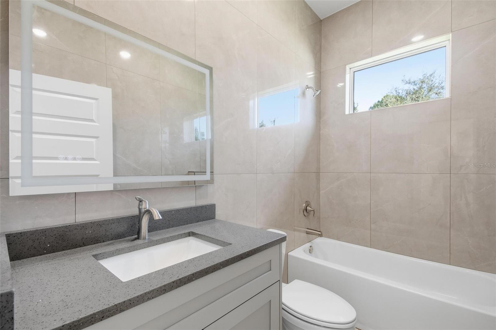 Image 23 of 37 For 59 Louisiana Drive B