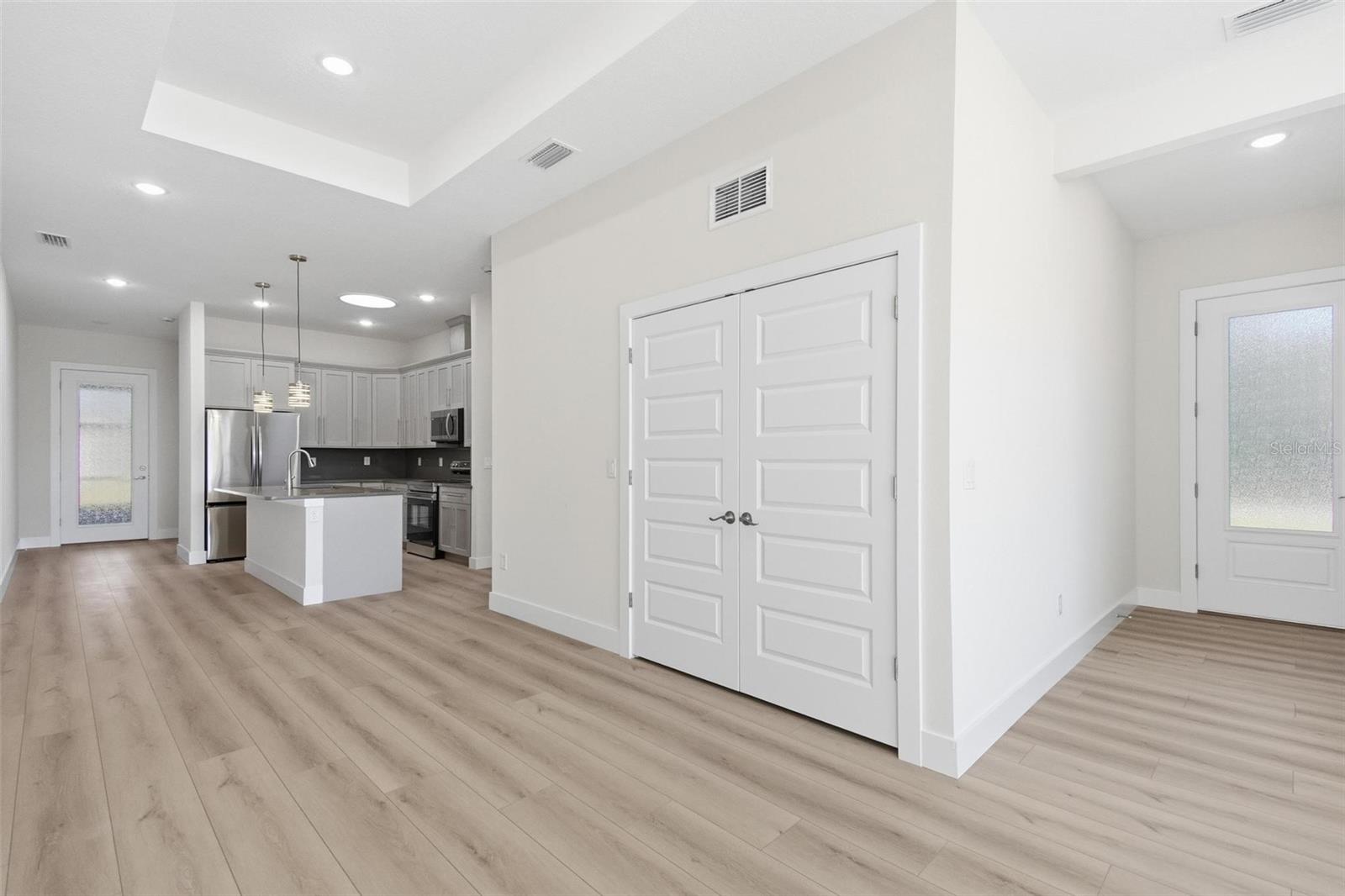 Image 9 of 37 For 59 Louisiana Drive B