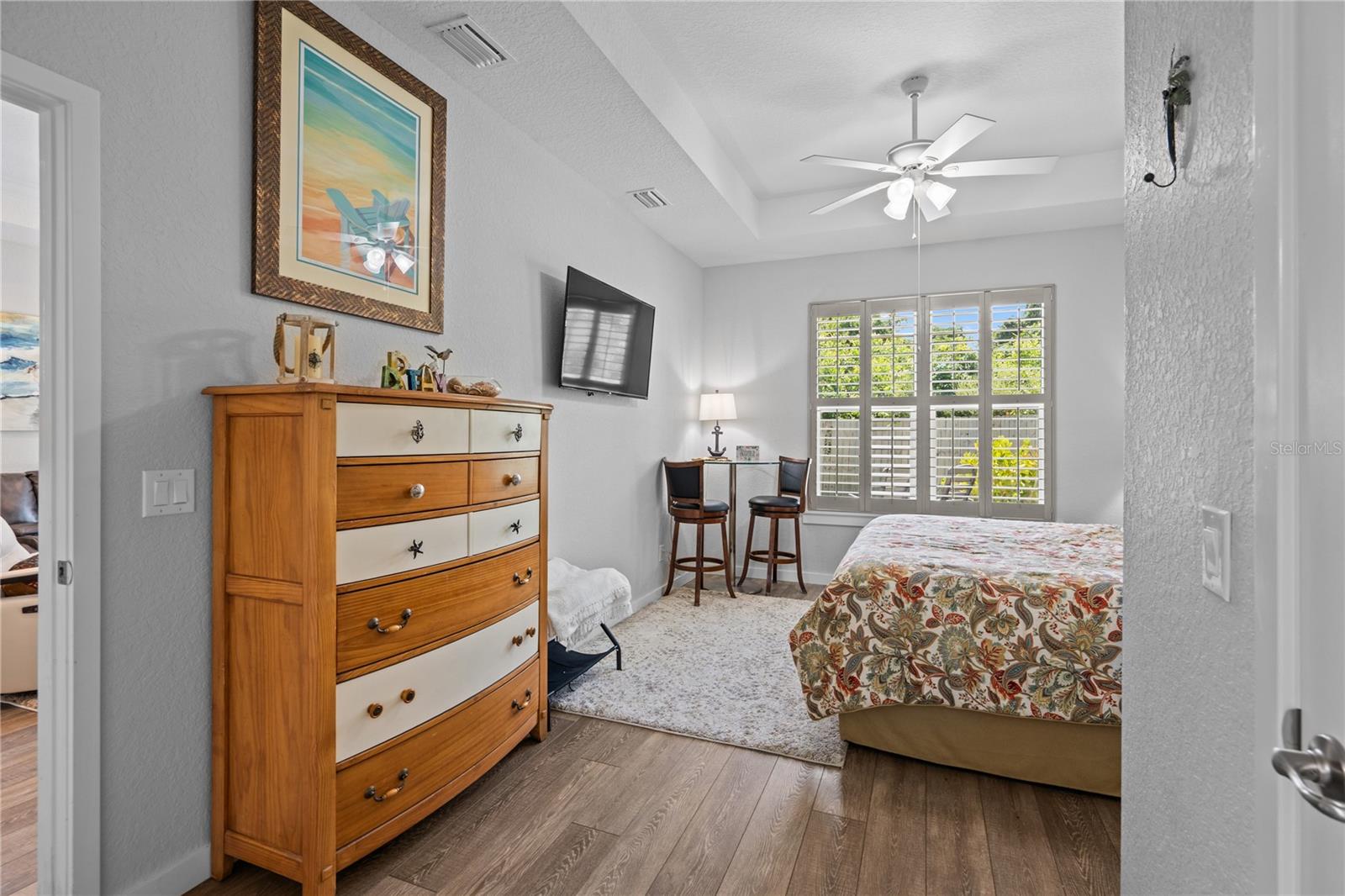 Image 18 of 45 For 146 Via Madrid Drive