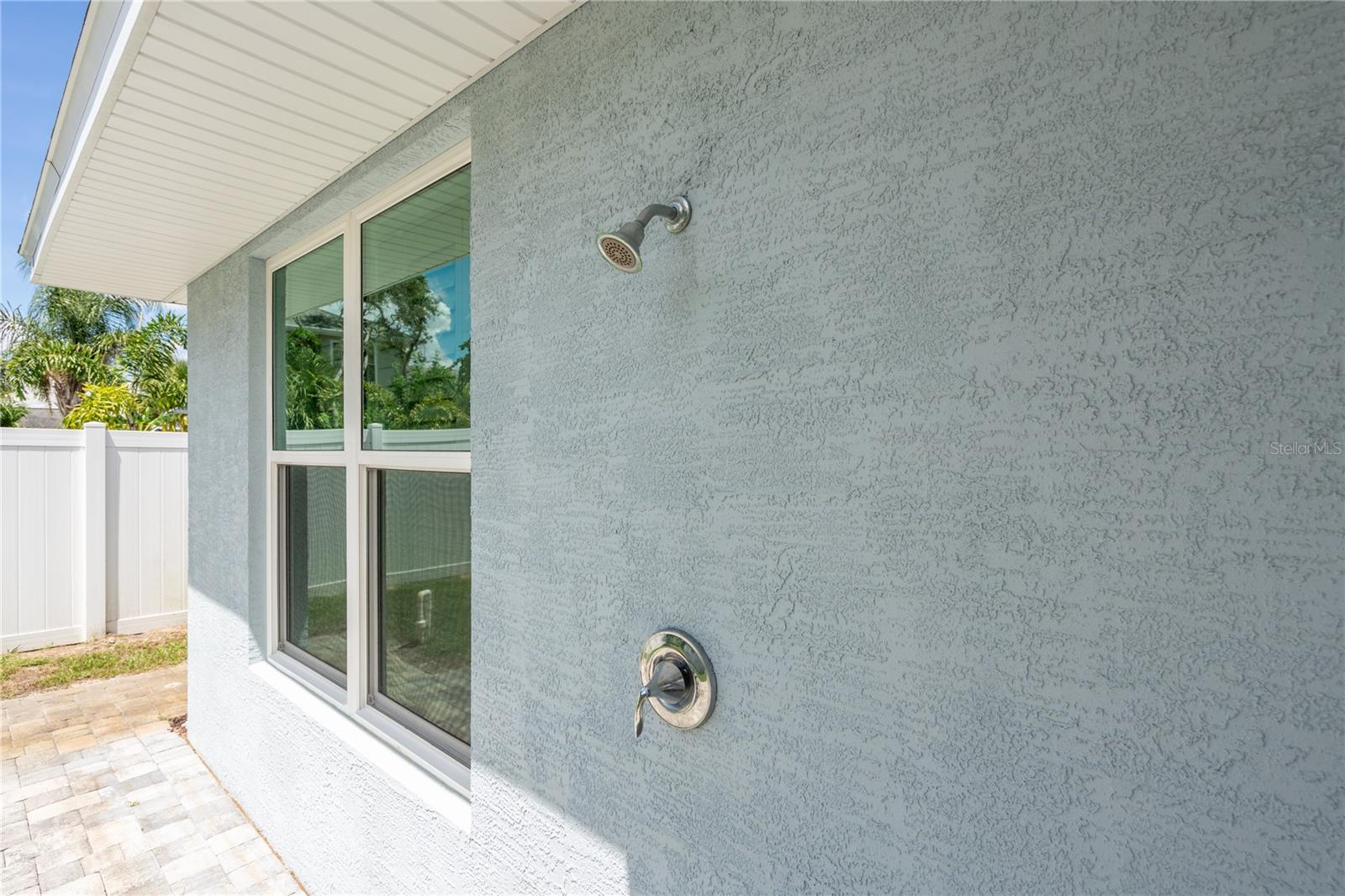 Image 30 of 45 For 146 Via Madrid Drive