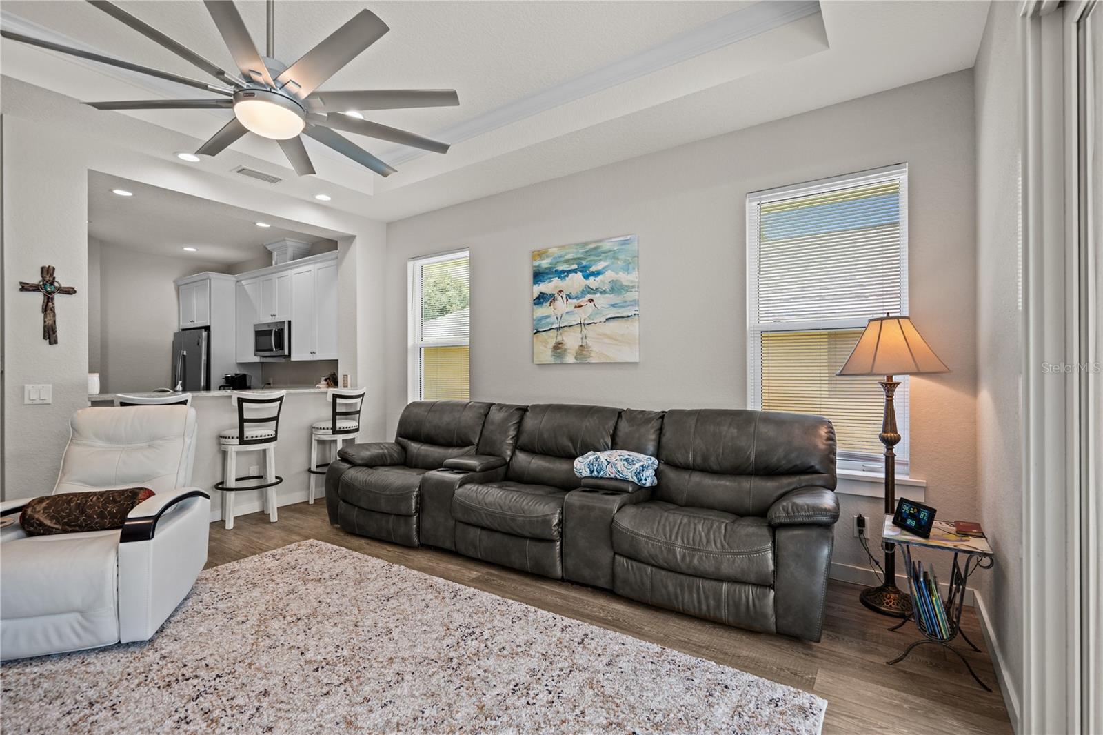 Image 9 of 45 For 146 Via Madrid Drive