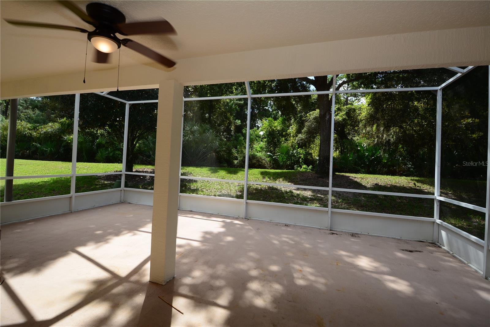 Image 23 of 51 For 56 Shinnecock Drive