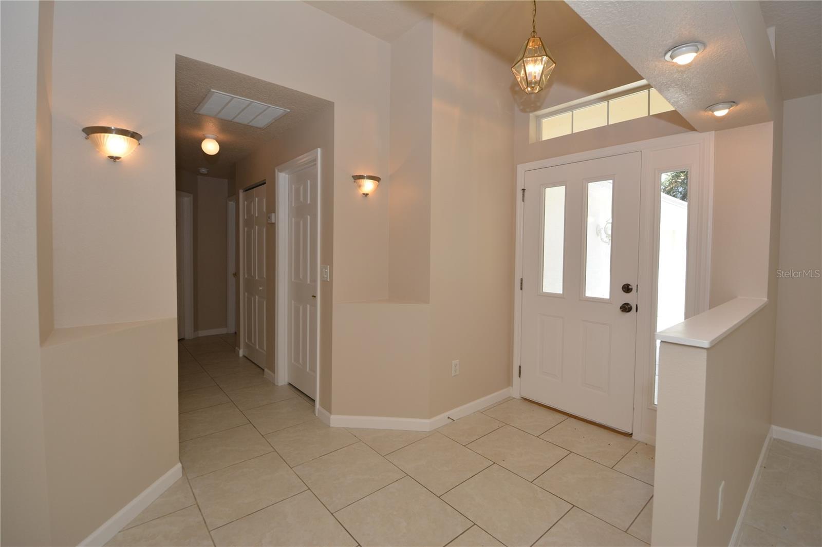 Image 5 of 51 For 56 Shinnecock Drive