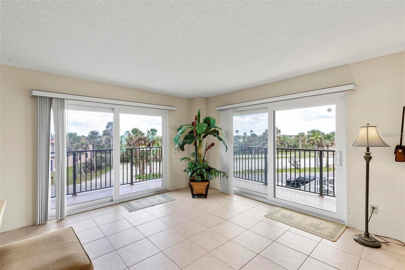 Image 8 of 50 For 3600 Ocean Shore Boulevard 222