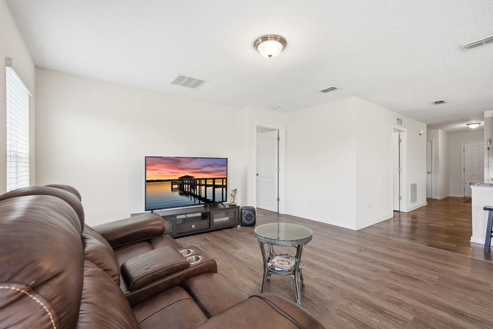 Image 10 of 22 For 123 Fairway Court