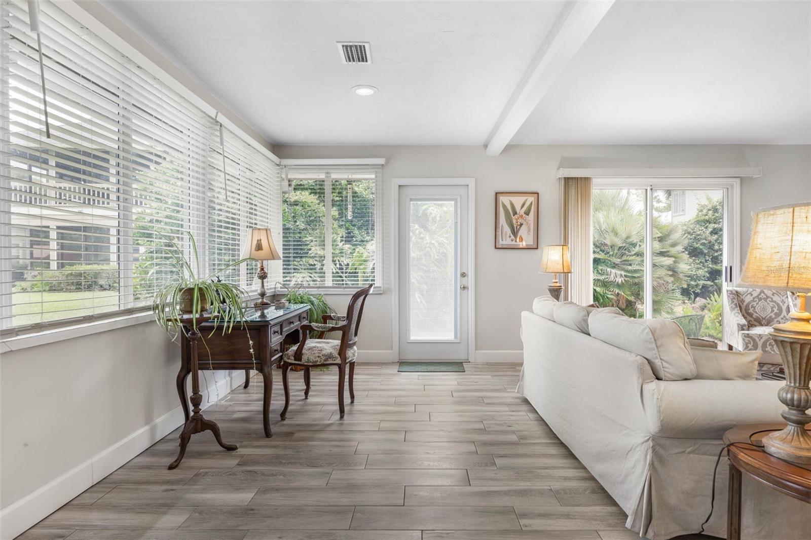 Image 10 of 97 For 4 Jasmine Run