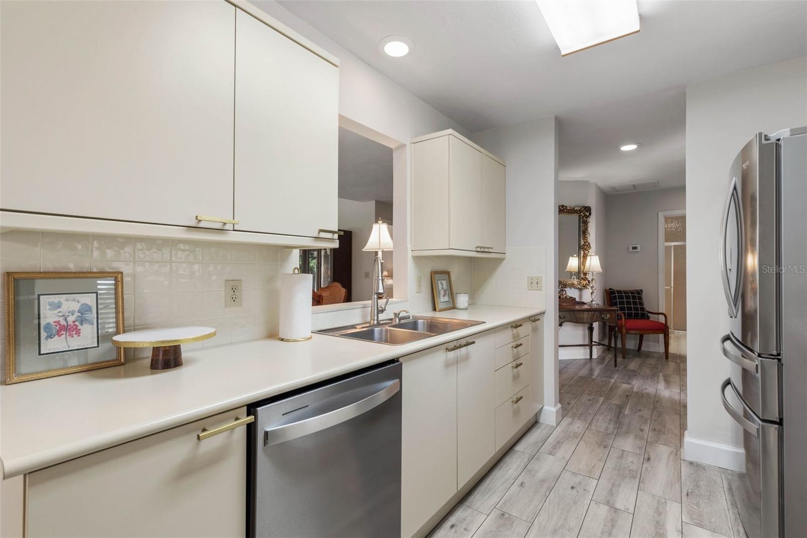 Image 19 of 97 For 4 Jasmine Run