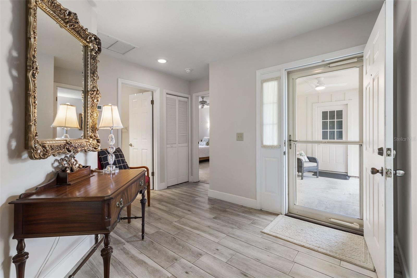 Image 22 of 97 For 4 Jasmine Run