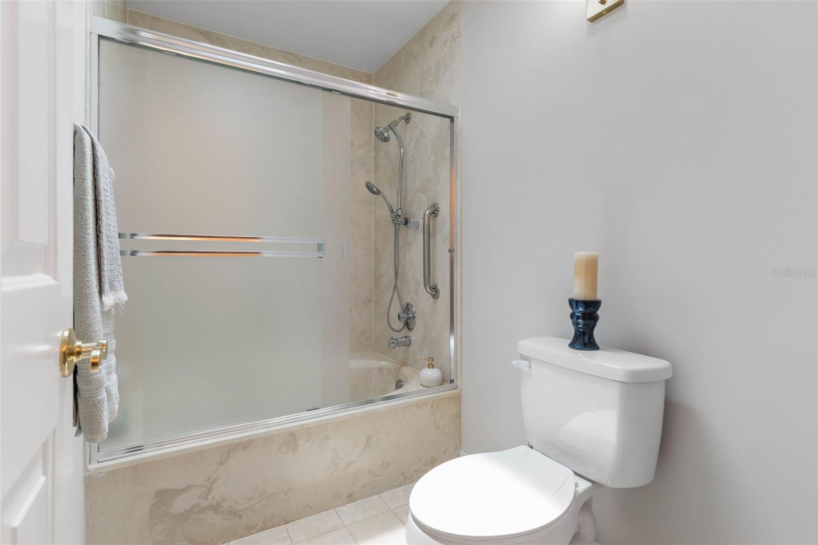 Image 28 of 97 For 4 Jasmine Run