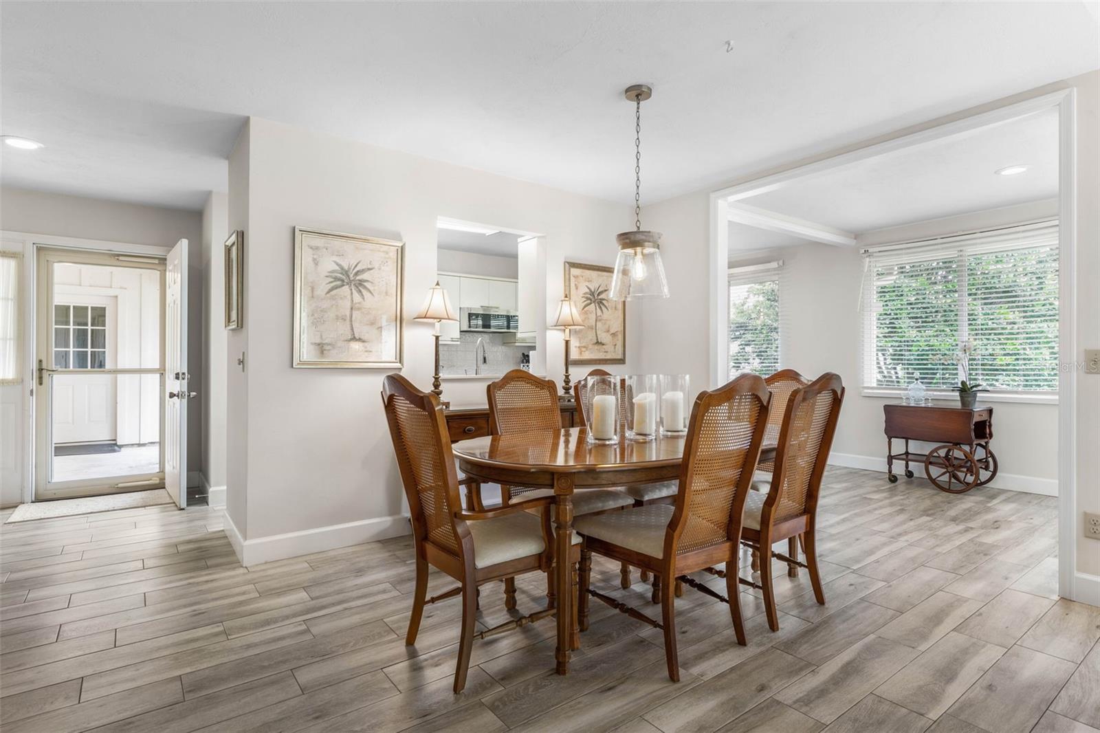 Image 9 of 97 For 4 Jasmine Run