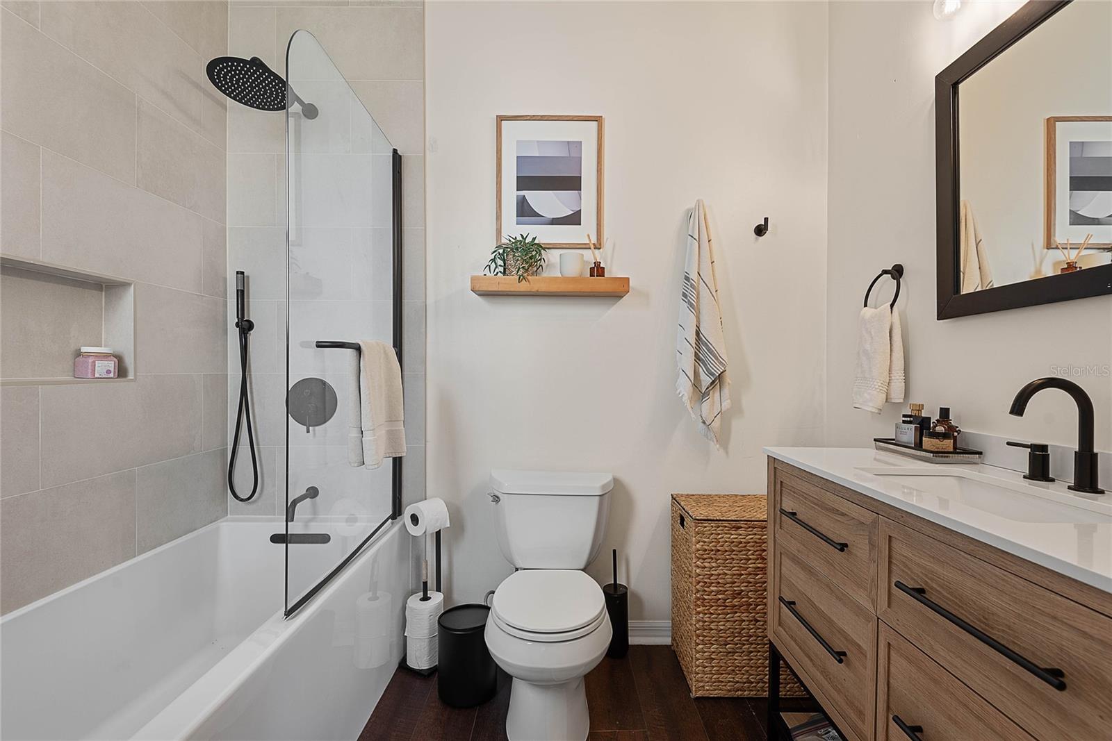 Image 19 of 38 For 39 Magnolia Drive S