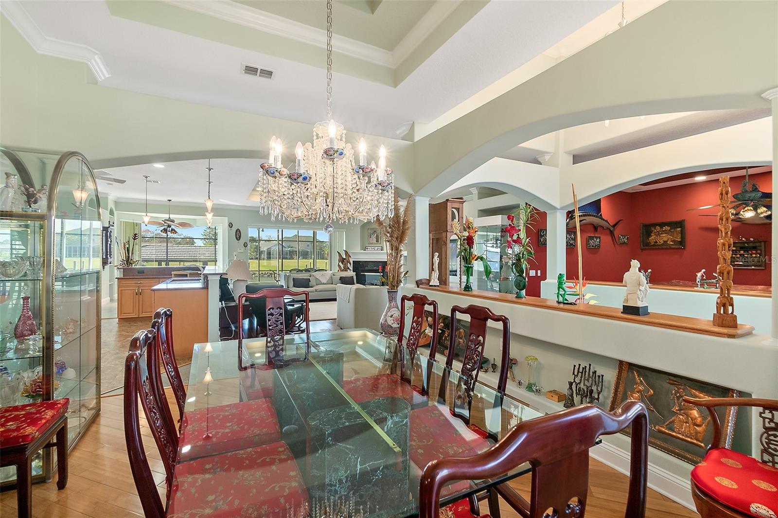 Image 16 of 83 For 75 Longview Way N