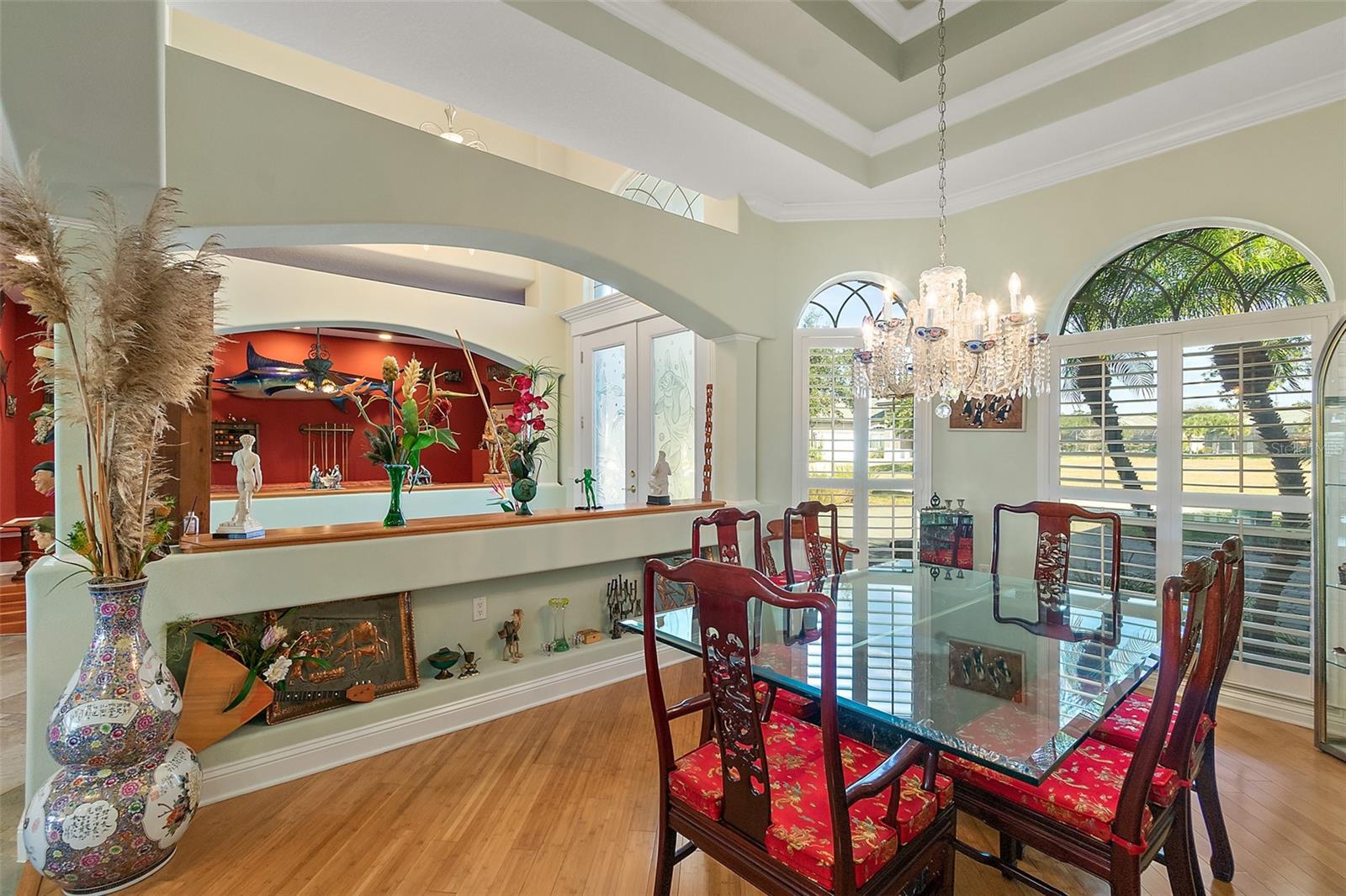 Image 34 of 83 For 75 Longview Way N