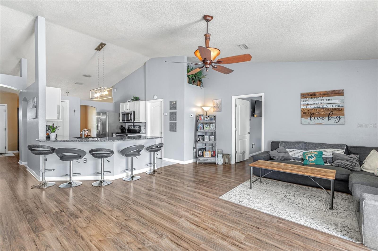 Image 15 of 47 For 8 Lamar Lane