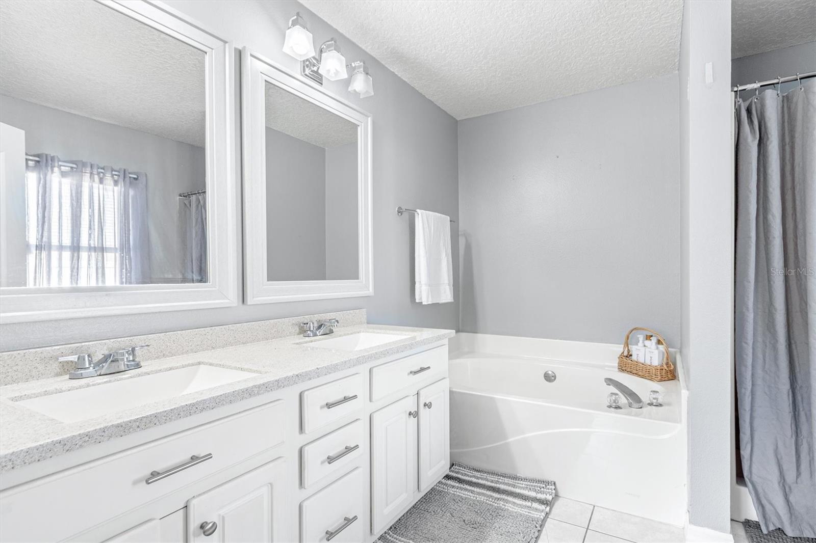 Image 19 of 47 For 8 Lamar Lane