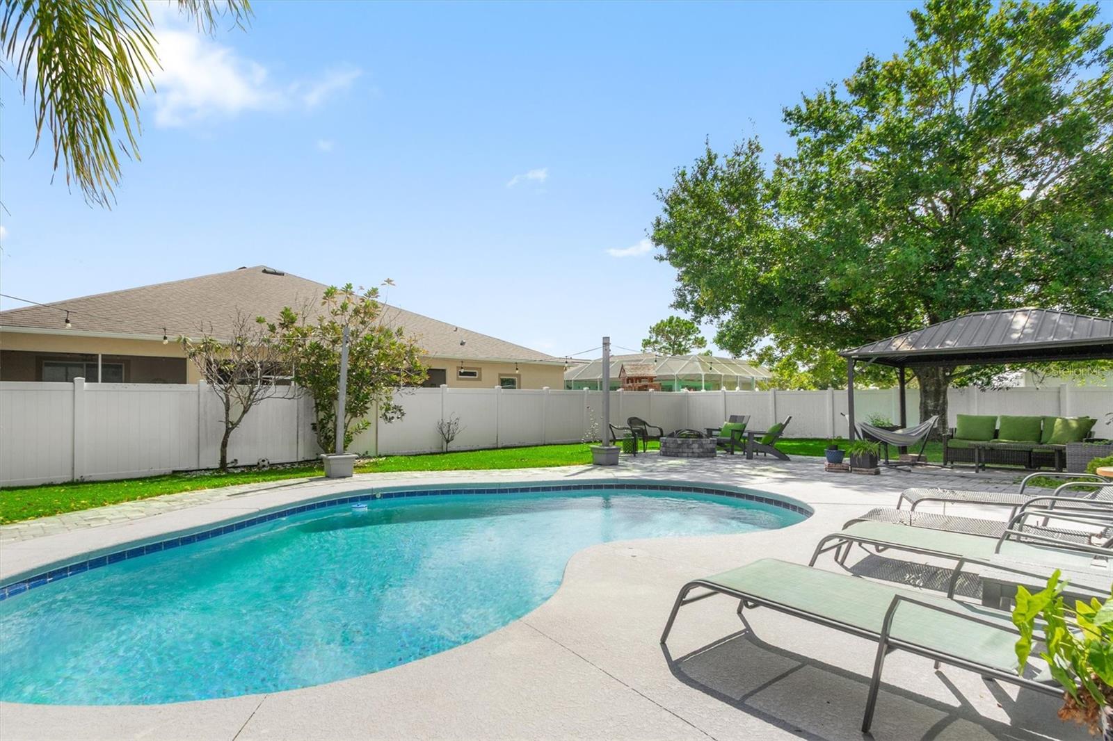 Image 33 of 47 For 8 Lamar Lane