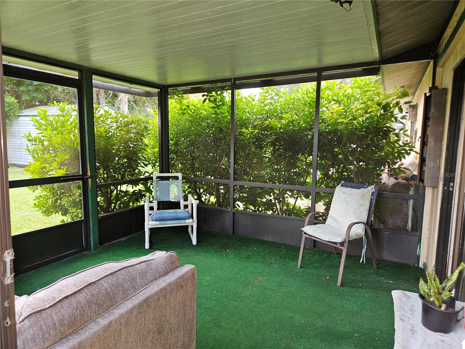 Image 13 of 39 For 2726 Sabal Palm Drive