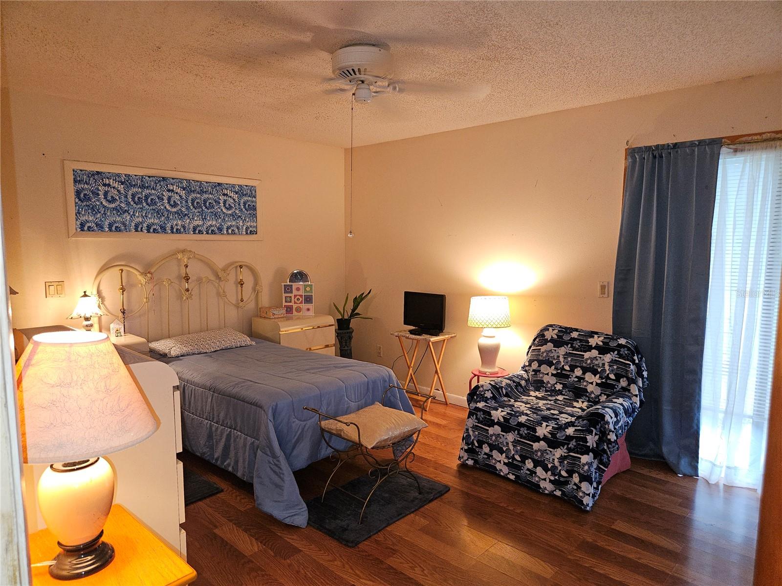 Image 30 of 39 For 2726 Sabal Palm Drive