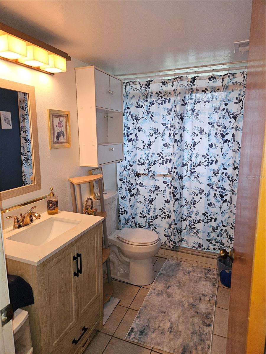 Image 31 of 39 For 2726 Sabal Palm Drive